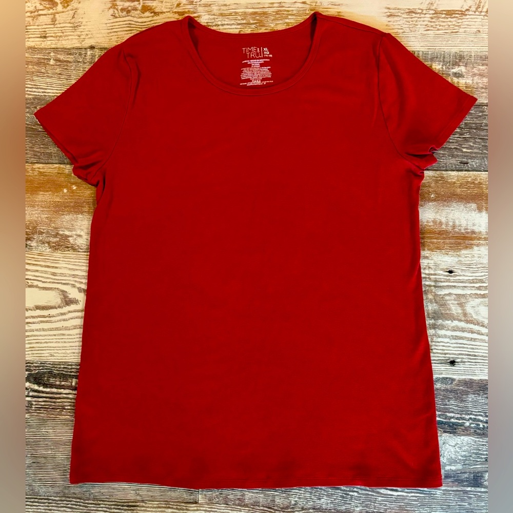 Women’s Time & Tru Scoop Neck Cotton T